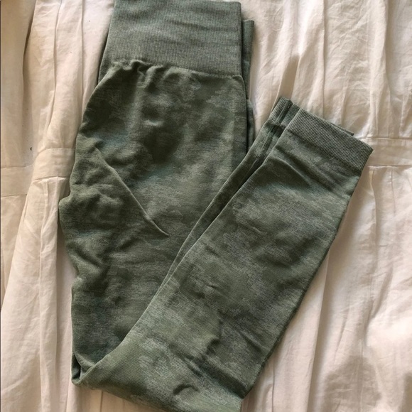 Gymshark camo seamless leggings Sage Green S - Picture 7 of 7